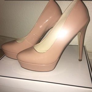 Steve Madden pumps